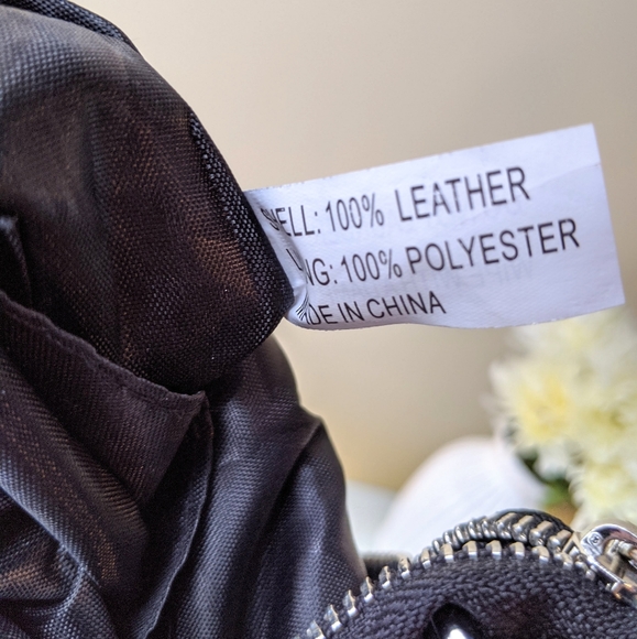 Black Leather Convertible Crossbody Bag - Picture 7 of 7